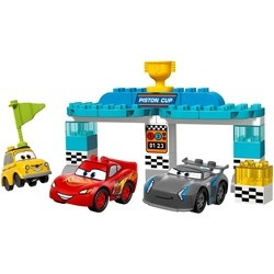 Lego Piston Cup Race 10857