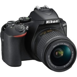 Nikon D5600 kit 18-105