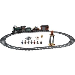 Lego Constitution Train Chase 79111