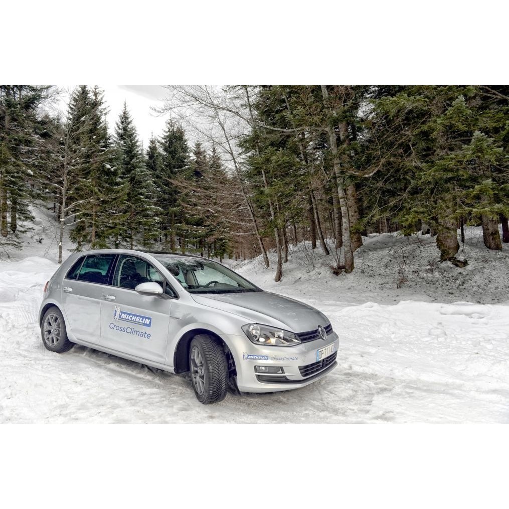 Michelin CrossClimate 215/65 R17 103V
