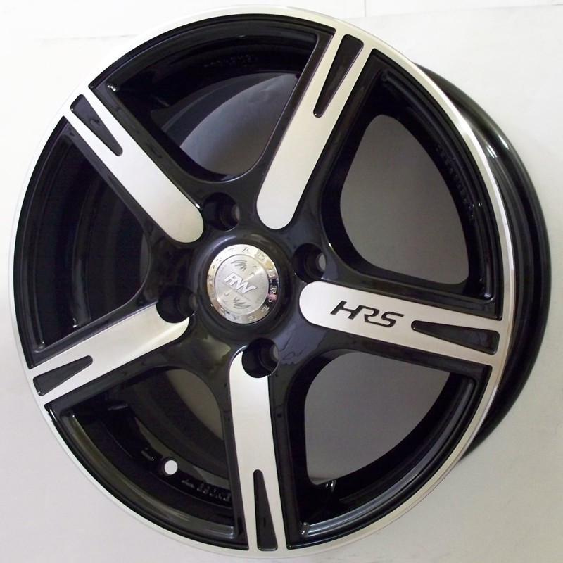 Racing Wheels H-372 (6,5x15/4x114,3 ET40 DIA73,1)