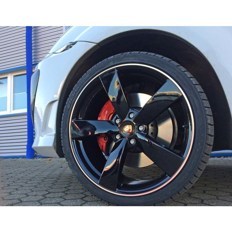 Ultra Wheels UA5 RS 8,5x19/5x114,3 ET40 DIA72,6