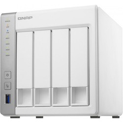 QNAP D4