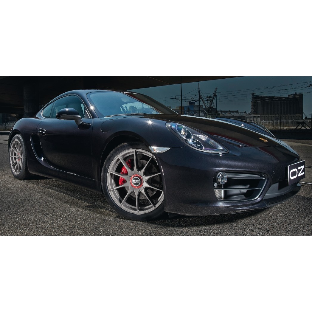 OZ Racing Formula HLT 5H (8x18/5x114,3 ET38 DIA75)
