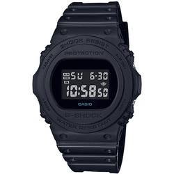 Casio DW-5750E-1B