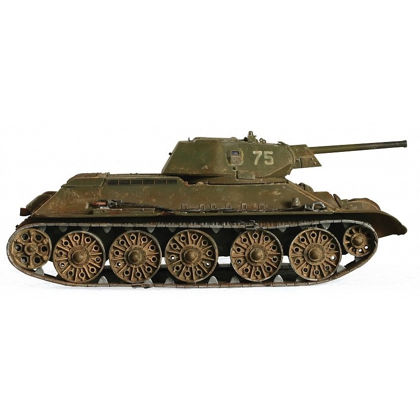 Zvezda Soviet Medium Tank T-34/76 mod. of 1942 (1:35)