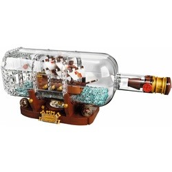 Lego Ship in a Bottle 21313