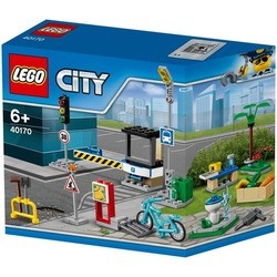 Lego Build My City Accessory Set 40170