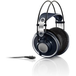 AKG K702