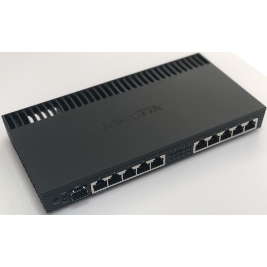 Маршрутизатор mikrotik. Mikrotik rb4011. Роутер rb4011igs+RM. Mikrotik rb4011-GS+RM. Маршрутизатор 10-Port Mikrotik rb4011igs+RM.