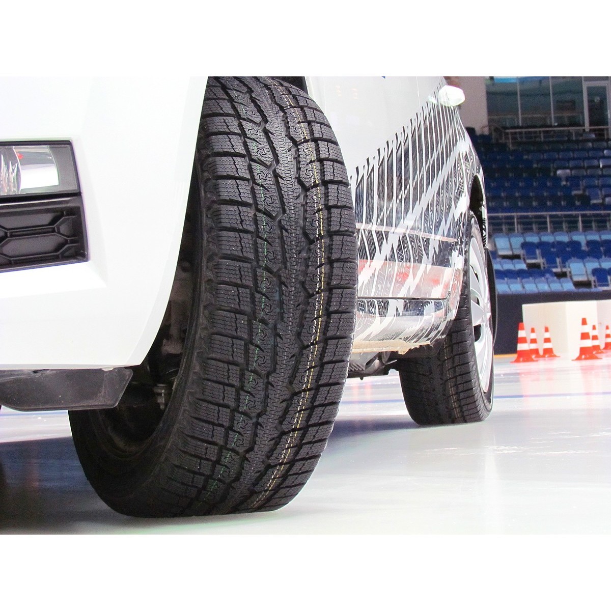 Toyo Observe GSi-6 HP 195/50 R16 84H