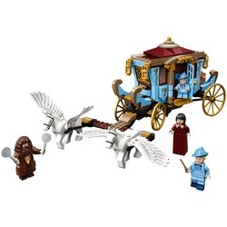 Lego Beauxbatons Carriage: Arrival at Hogwarts 75958