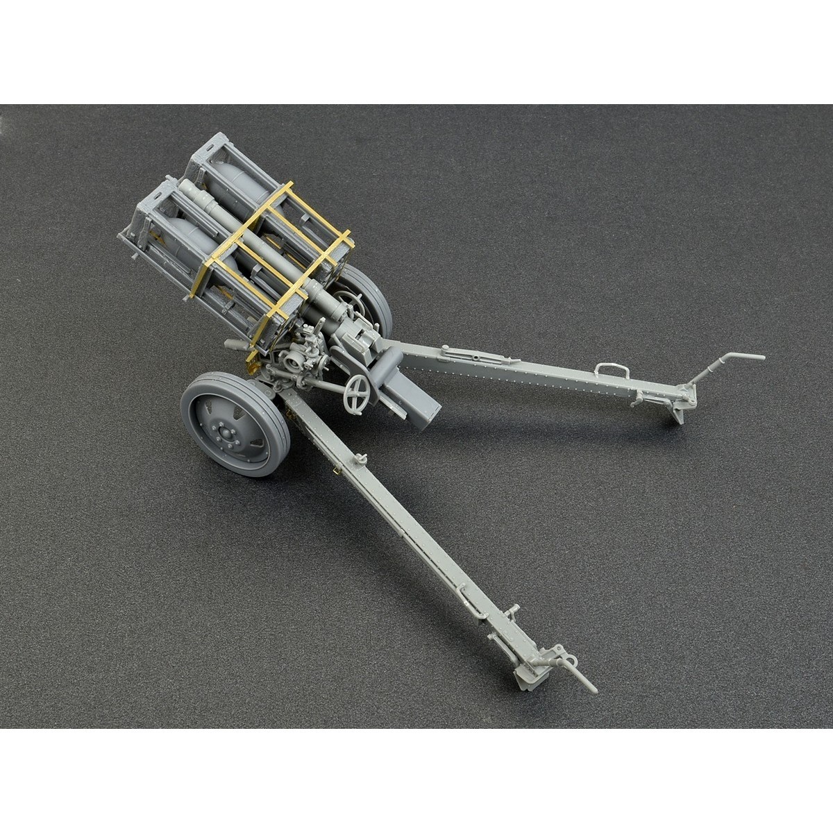 MiniArt German Rocket Launcher with 28 cm WK SPR and 32 cm WK Flamm (1:35)