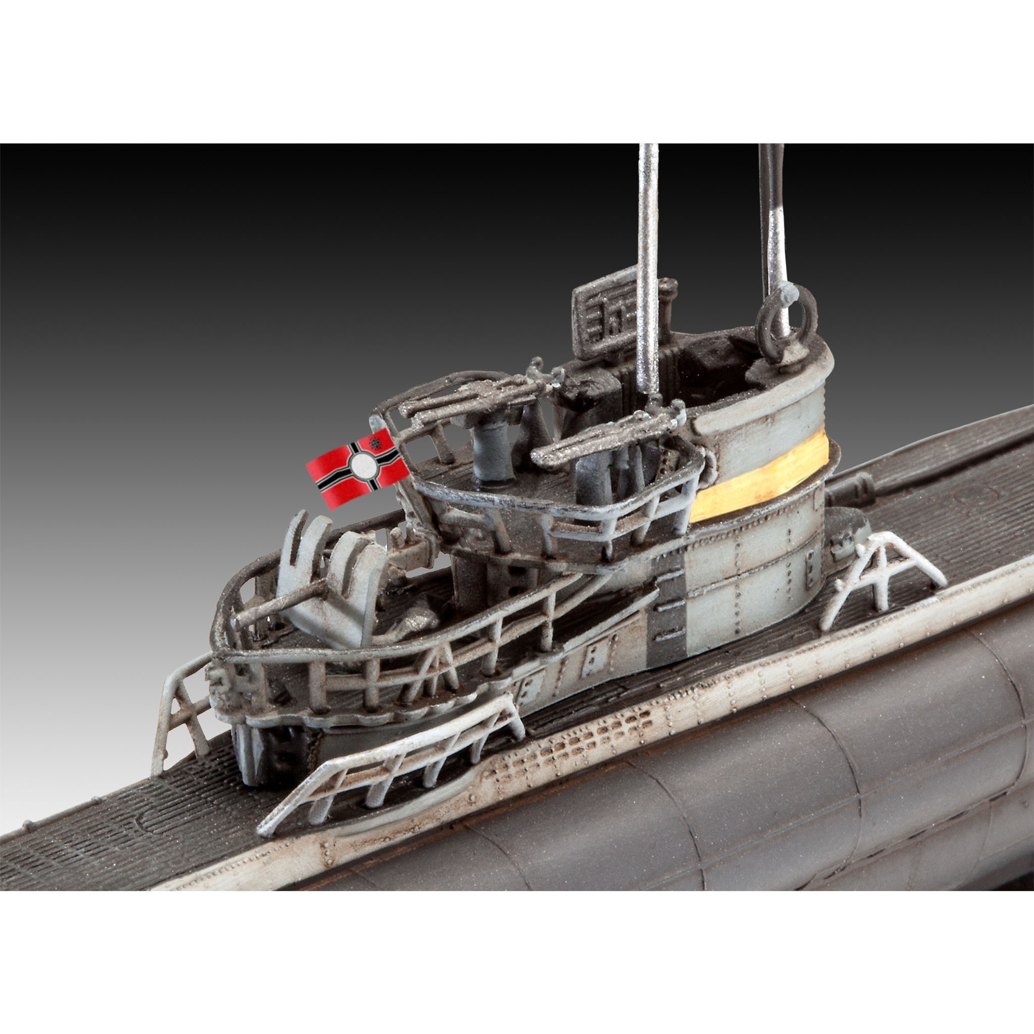 Revell German Submarine Type VII C/41 (1:350)