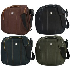 Crumpler Company Gigolo 8500