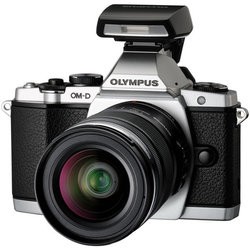 Olympus OM-D E-M5 kit 12-50 (серебристый)