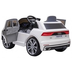 Toy Land Audi Q8 (белый)