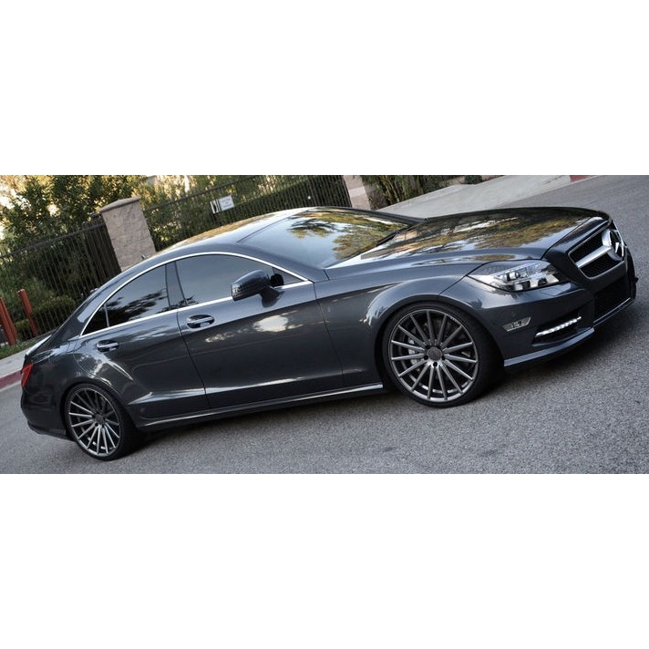 Vossen VFS-2 (7,5x17/5x112 ET35 DIA66,6)