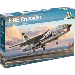 ITALERI F-8E Crusader (1:72)