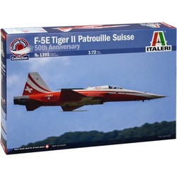 ITALERI F-5E Tiger ll Patrouille Suisse (1:72)