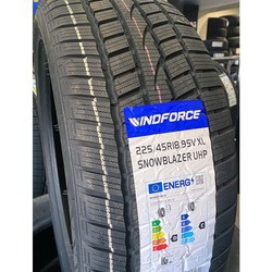 Windforce Snowblazer UHP 235/45 R17 97V
