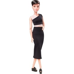 Barbie Petite Brunette Pixie Cut GXB29