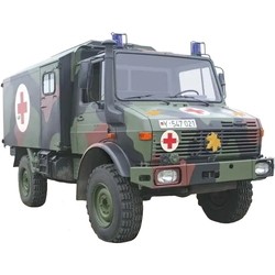 Ace Unimog U1300L 4x4 Krankenwagen Ambulance (1:72)