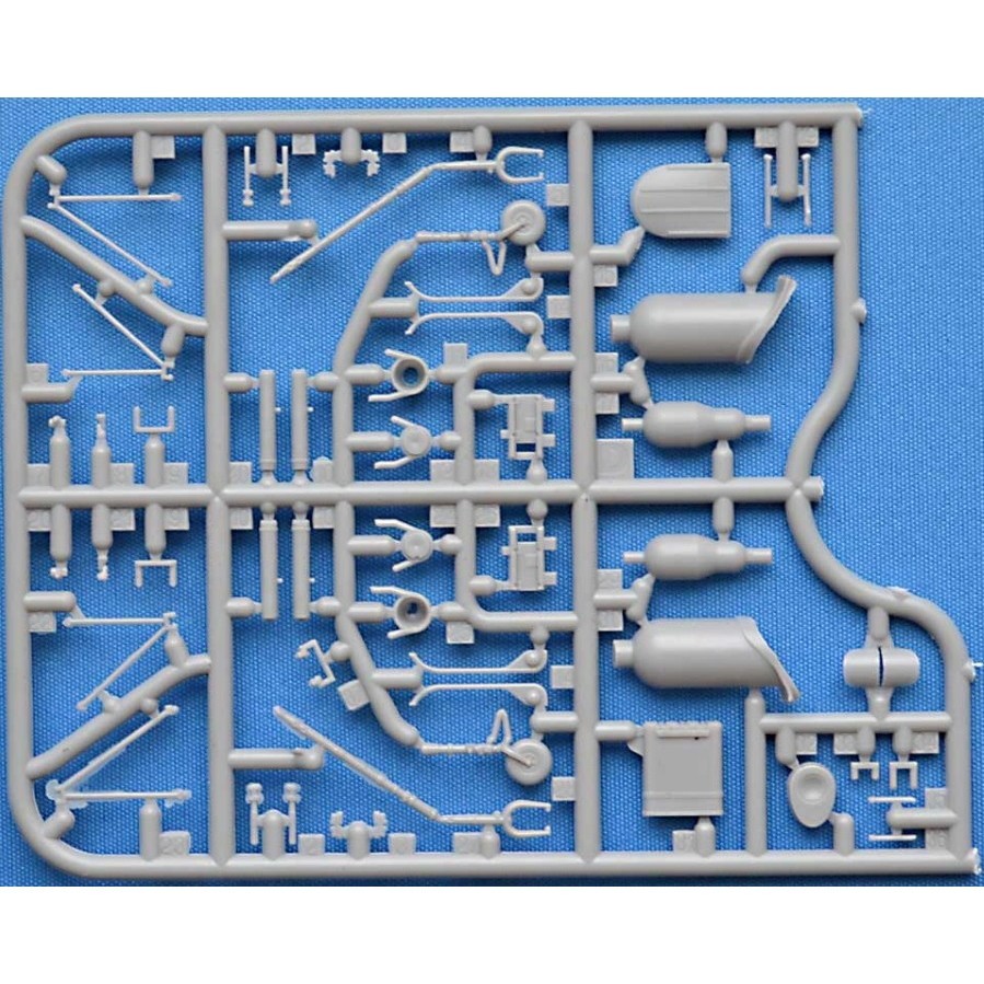 Ace Search and Rescue Helicopter Ka-25PS Hormone-C (1:72)