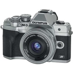 Olympus OM-D E-M10 IV kit 14-42 + 40-150
