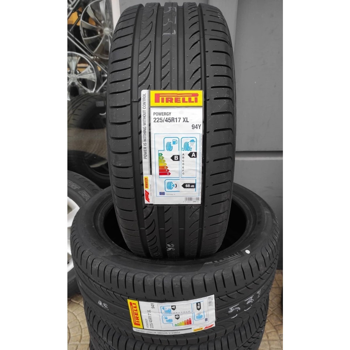 Pirelli powergy. Pirelli Powergy 225/45 r17. Pirelli Powergy 235/45 r18. 225/55 R18 Pirelli Powergy 98v. Pirelli Powergy 225/50 r17.