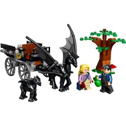 Lego Hogwarts Carriage and Thestrals 76400