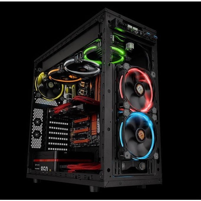 Thermaltake Riing 14 LED RGB 256 Colors Fan 3 Fan