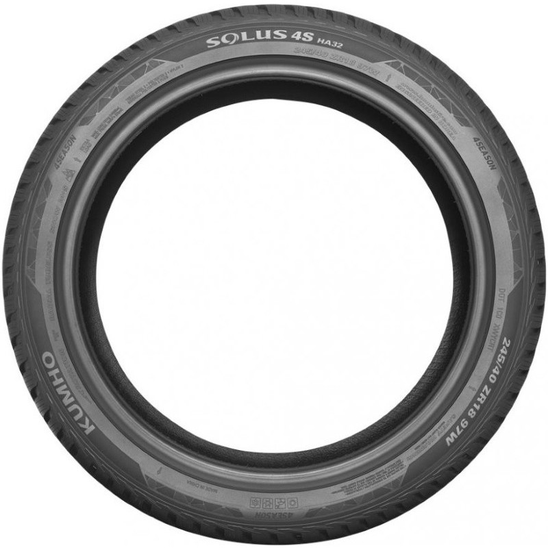 Kumho Solus 4S HA32 235/60 R17 106V