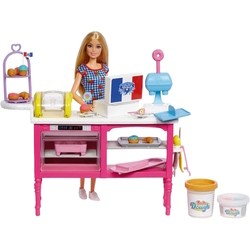 Barbie Malibu and 18 Pastry-Making Pieces HJY19