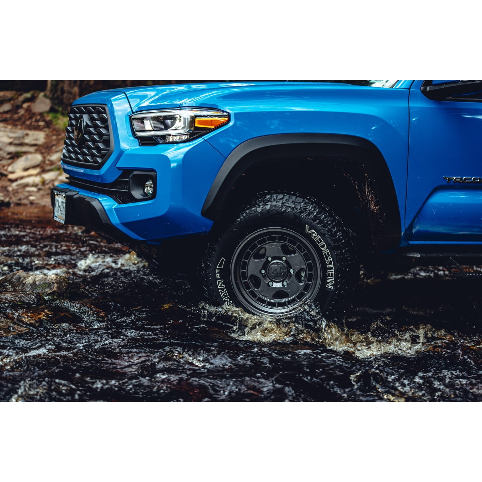 Vredestein Pinza A/T 235/85 R16 120R