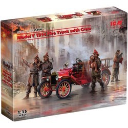 ICM Model T 1914 Fire Truck with Crew (1:35)