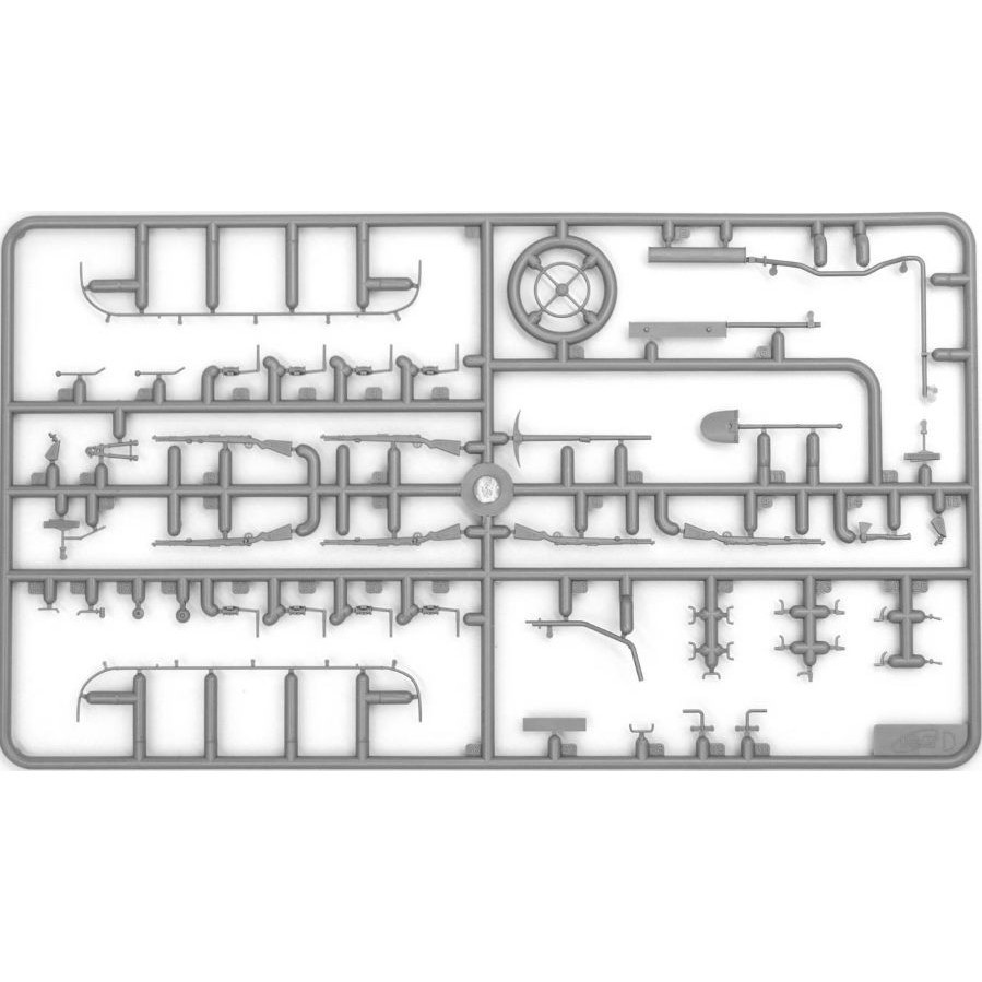 ICM s.E.Pkw Kfz.70 with Zwillingssockel 36 (1:35)