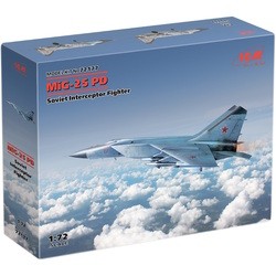 ICM MiG-25 PD (1:72) 72177
