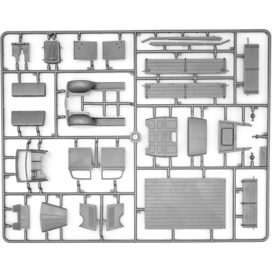 ICM Typ 2.5-32 with Shelter (1:35)