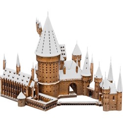 Fascinations Hogwarts Castle ICX138