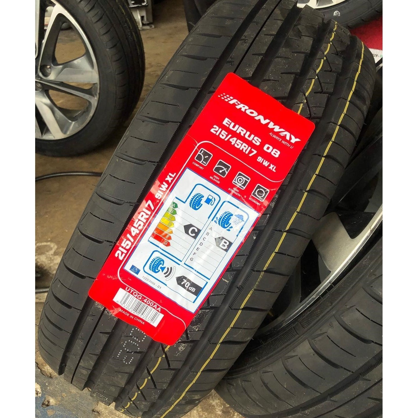 Fronway Eurus 08 255/40 R18 99W