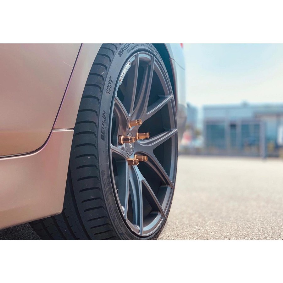 Berlin Summer UHP 1 225/50 R17 94V