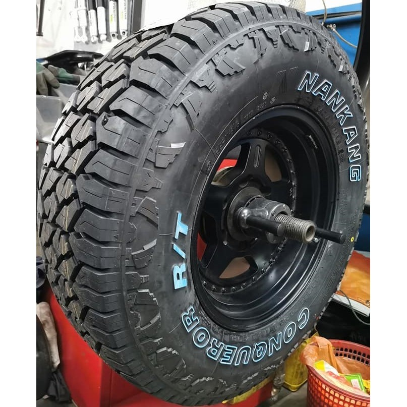 Nankang Conqueror R/T 265/70 R17 121Q