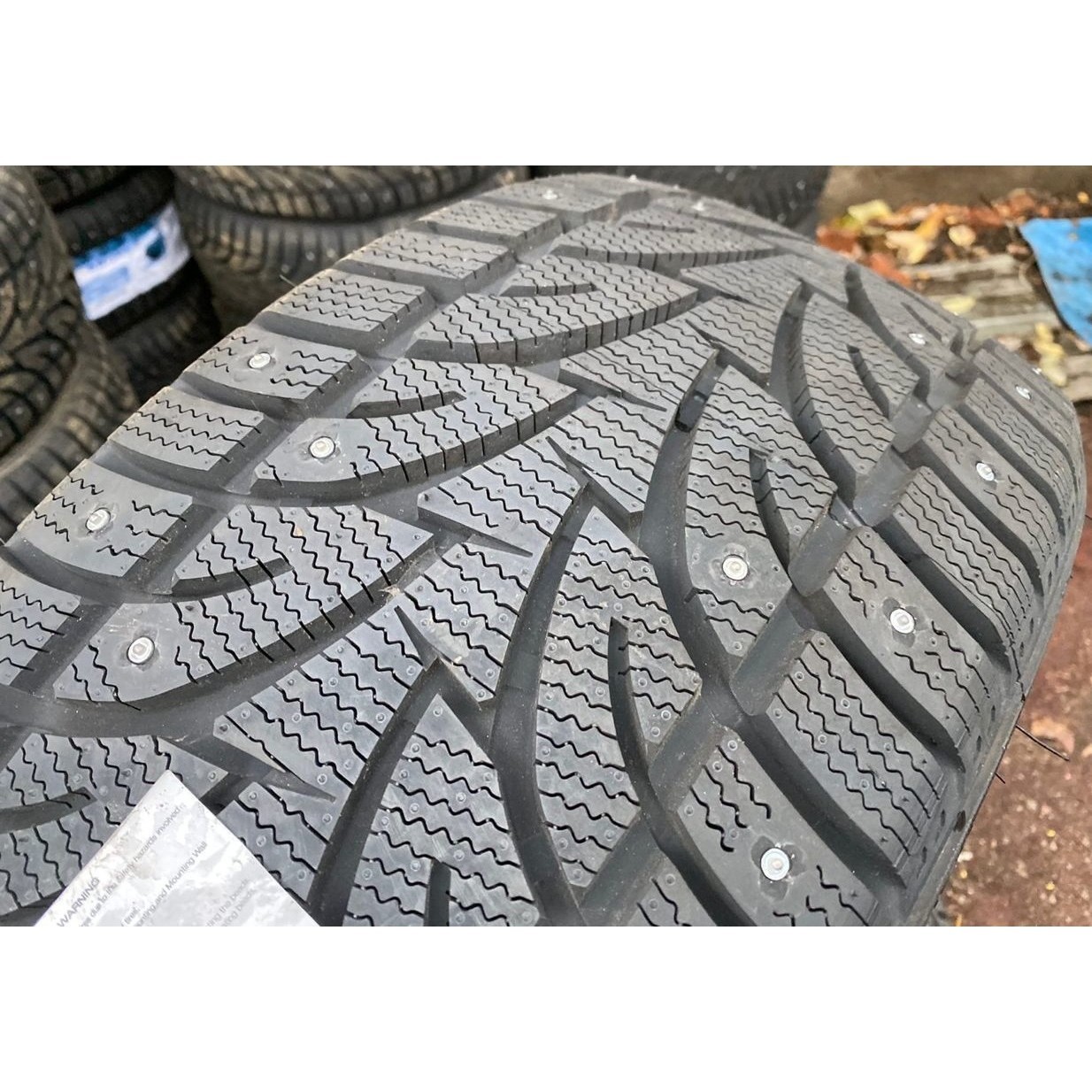 RoadX RXFrost WH12 265/65 R17 112T