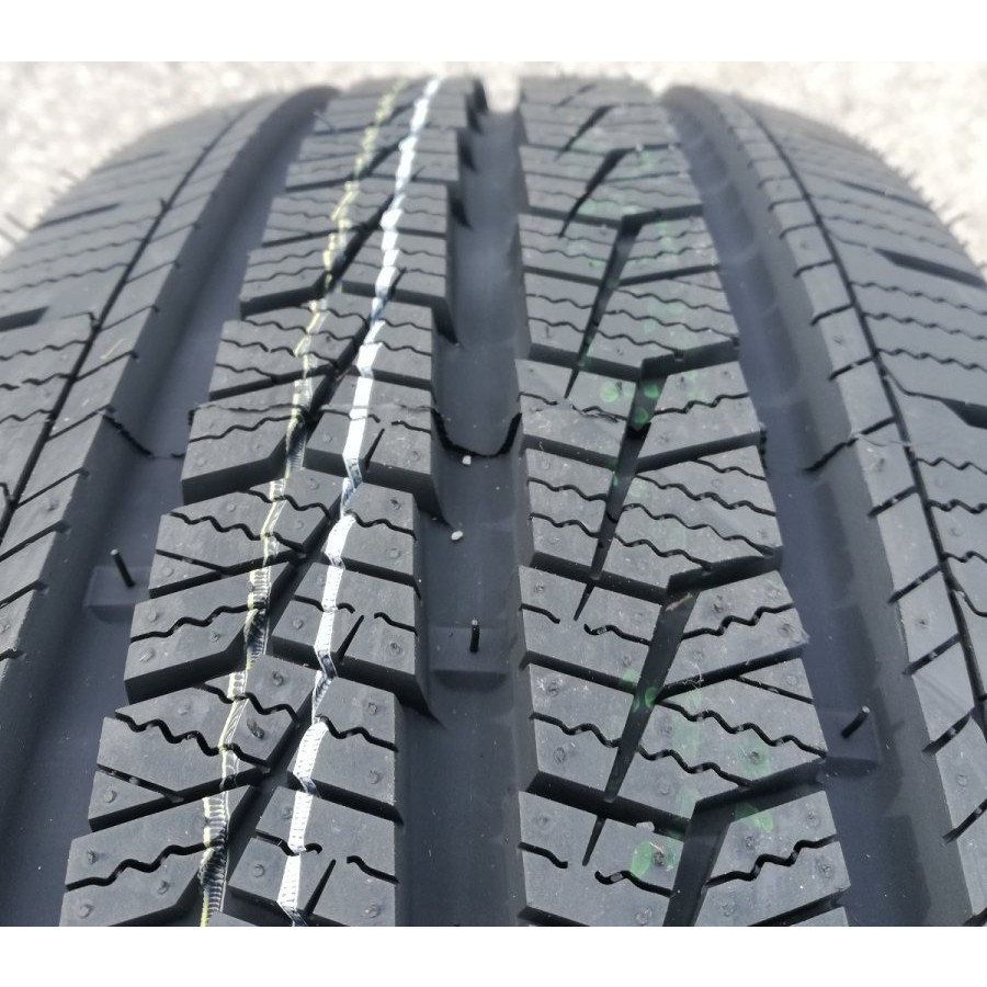 Tracmax X-privilo VS450 195/82 R14C 106R