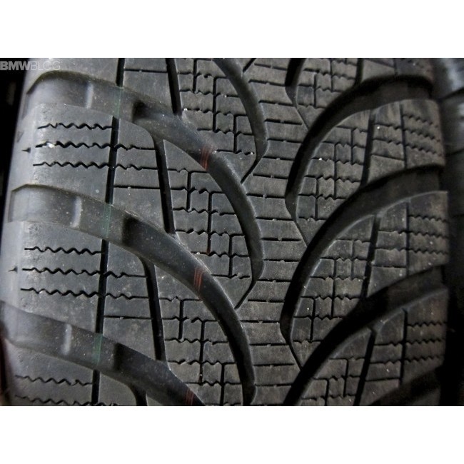 Bridgestone Blizzak LM-500 255/45 R20 101T