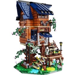 CaDa Seasons Tree House C66004W