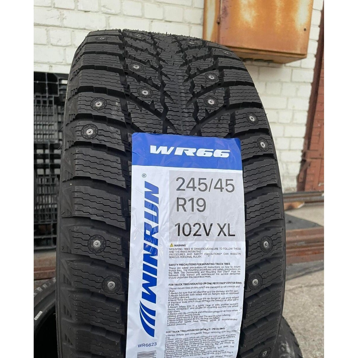 Winrun WR66 235/45 R18 98V