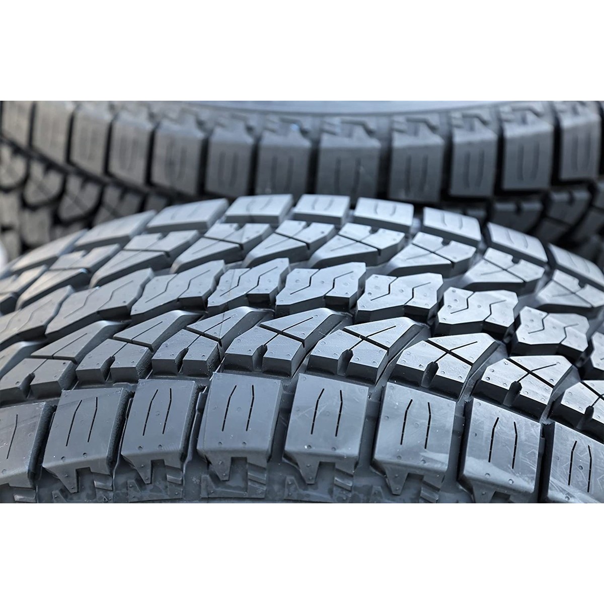 LEAO Lion Sport A/T 205/70 R15 96T