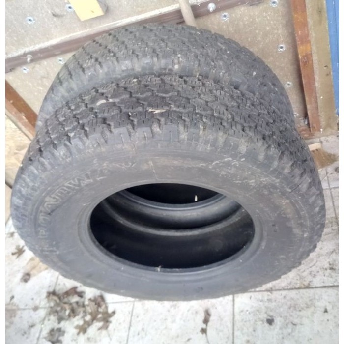 Blackstar Broadway 215/80 R16 107Q